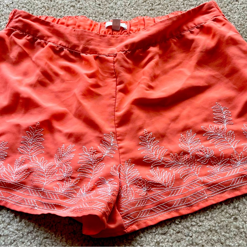 Mine: Women’s athletic shorts